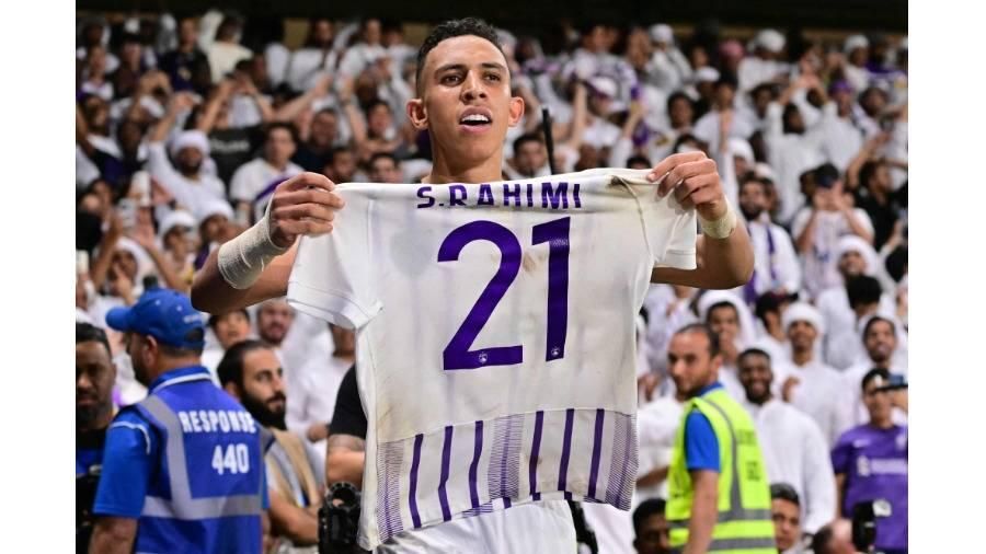 «المباريات الكبيرة تصنع الرجال».. سر الانفجار التهديفي لسفيان رحيمي نجم العين