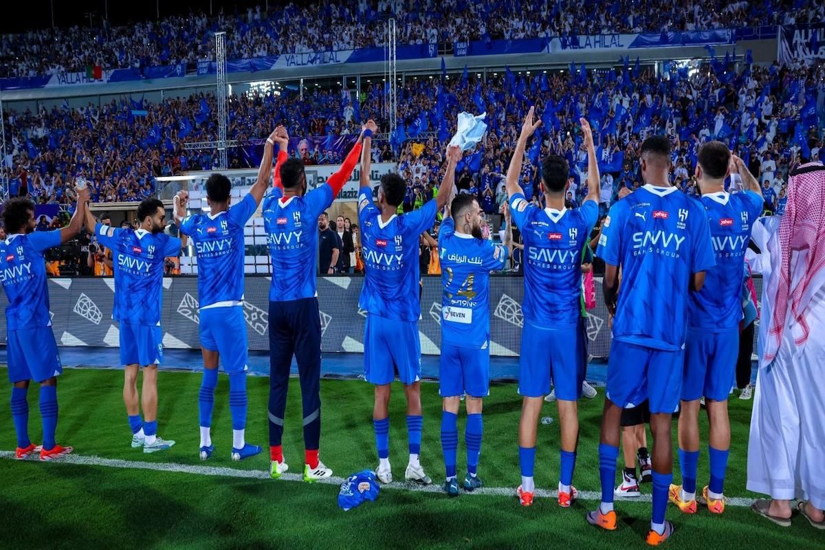 هدية الأزرق!! الهلال يحضّر مفاجأة نارية بعد نهائي كأس الملك.. الجماهير في الانتظار - موقع الخليج الان