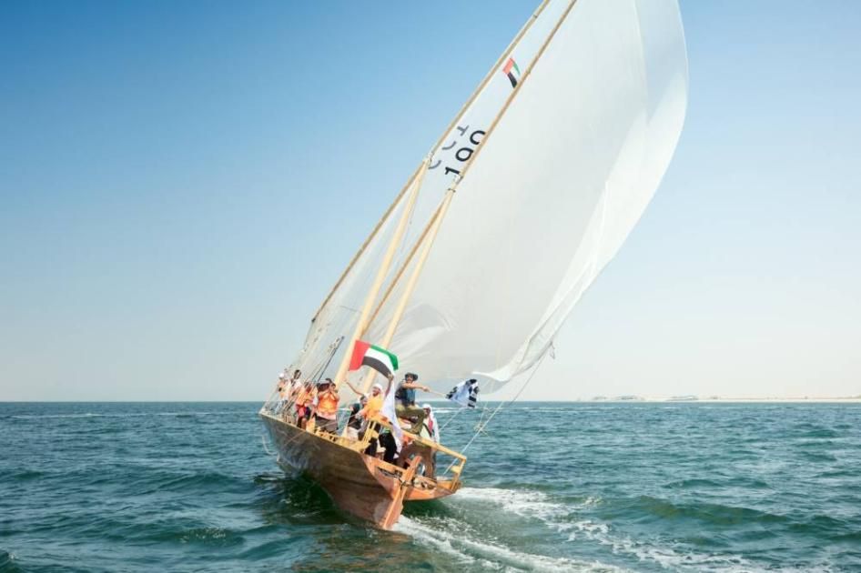 «حشيم» بطل جديد في سباق دلما للمحامل الشراعية