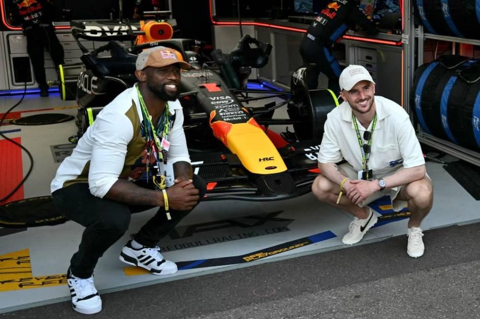 نجوم كرة القدم يخطفون أضواء سباق موناكو للفورمولا1