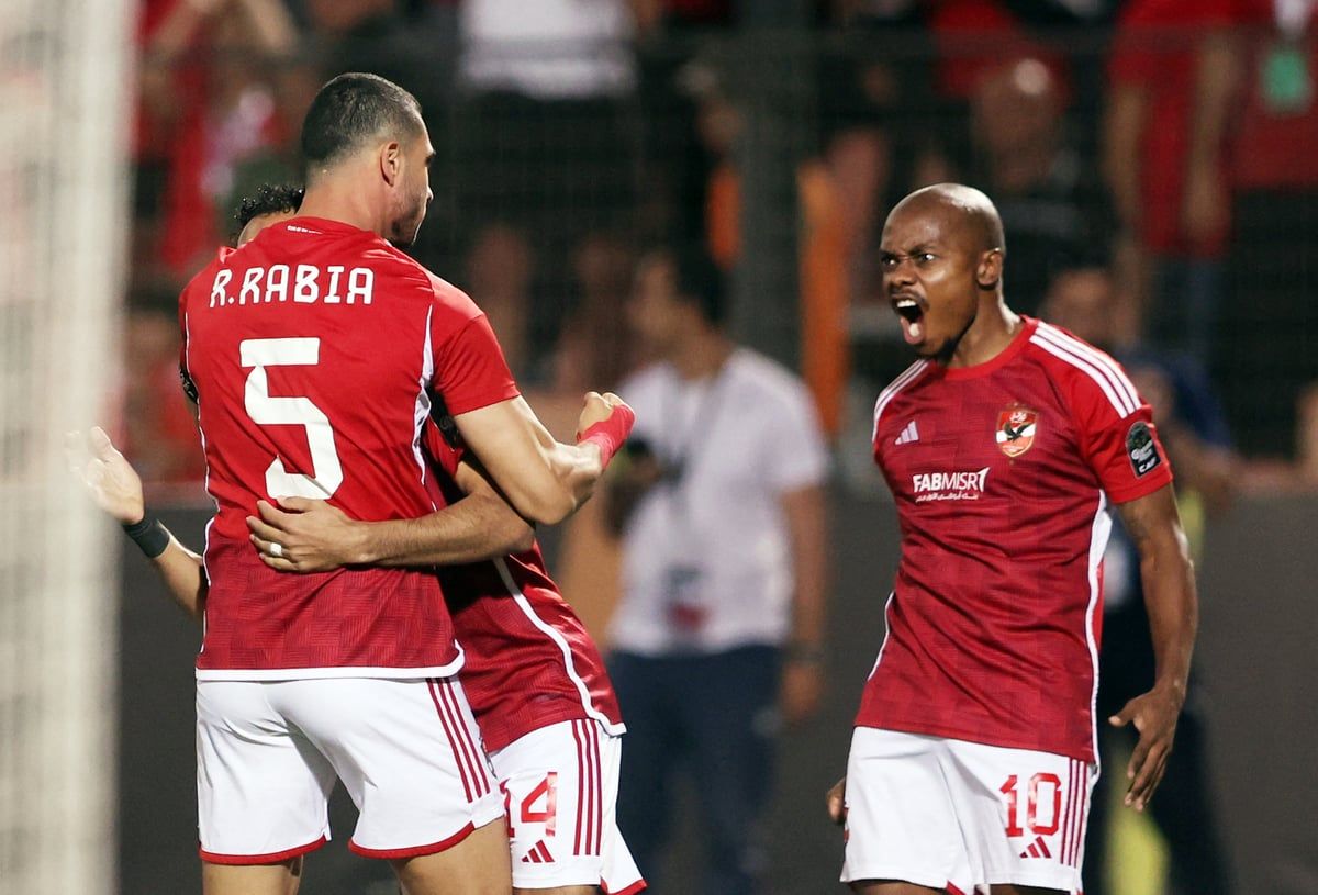 فيديو صادم.. نجم الأهلي ينفعل على بيبو (شاهد)