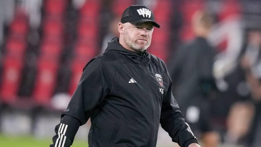 روني يغضب مشجعيه بـ«أسوأ لهجة»