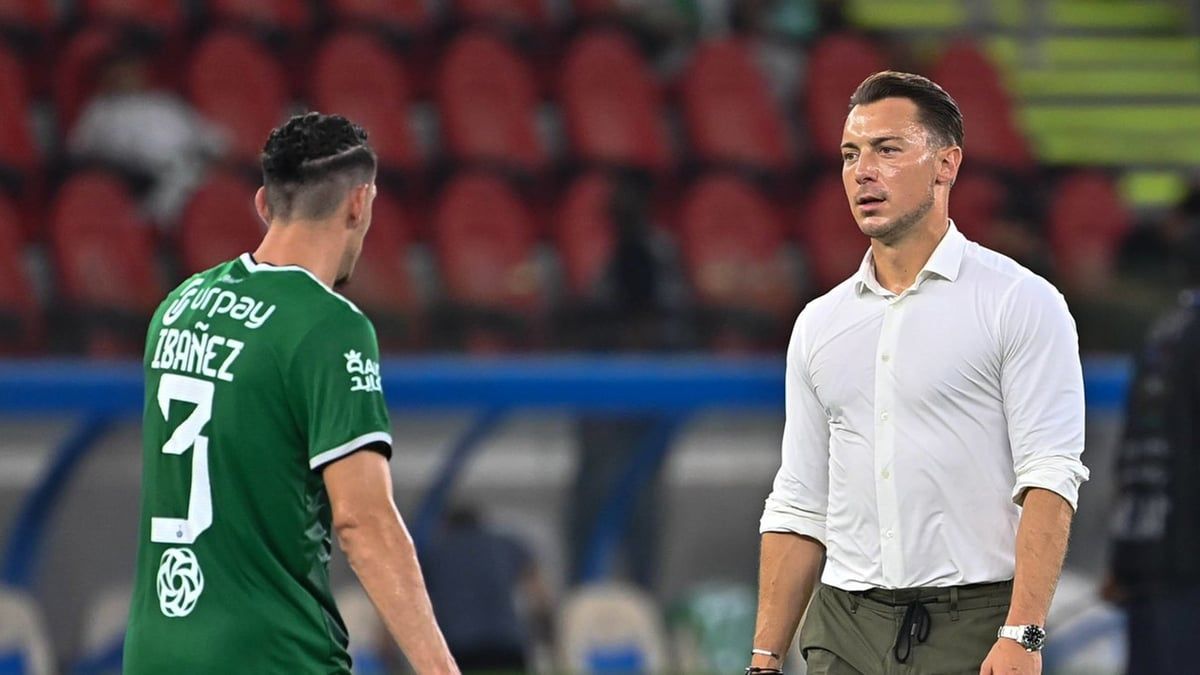 مثل غوارديولا.. 5 أشياء تمنع رحيل يايسله عن الأهلي السعودي