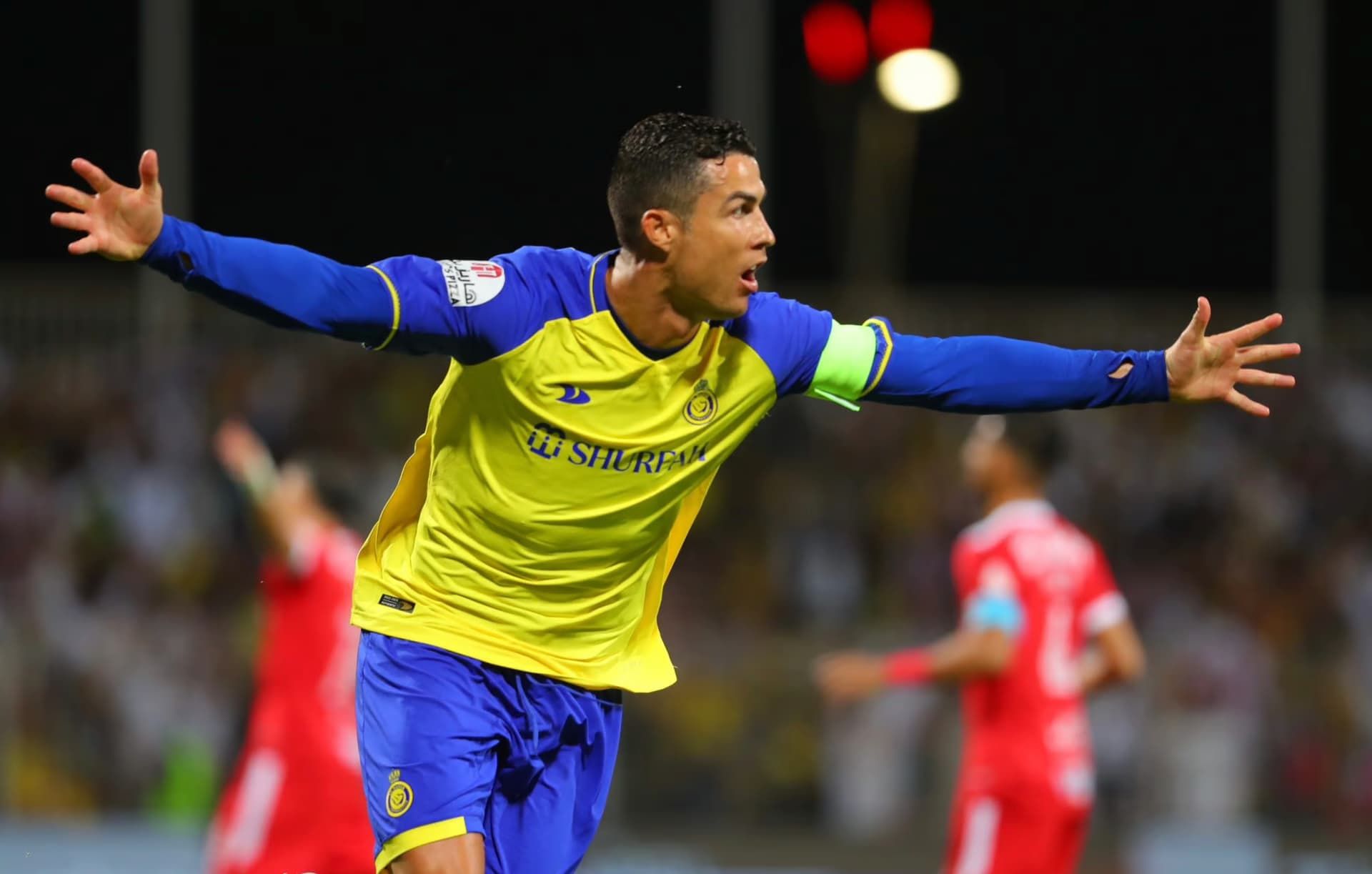 لا بد من اعتقاله!! مُعلق رياضي يثير الجدل بتعليق مفاجئ على رونالدو - موقع الخليج الان