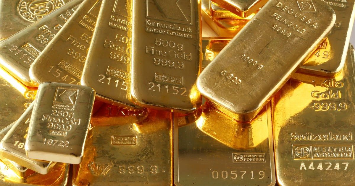 الذهب يرتفع مع تراجع الدولار