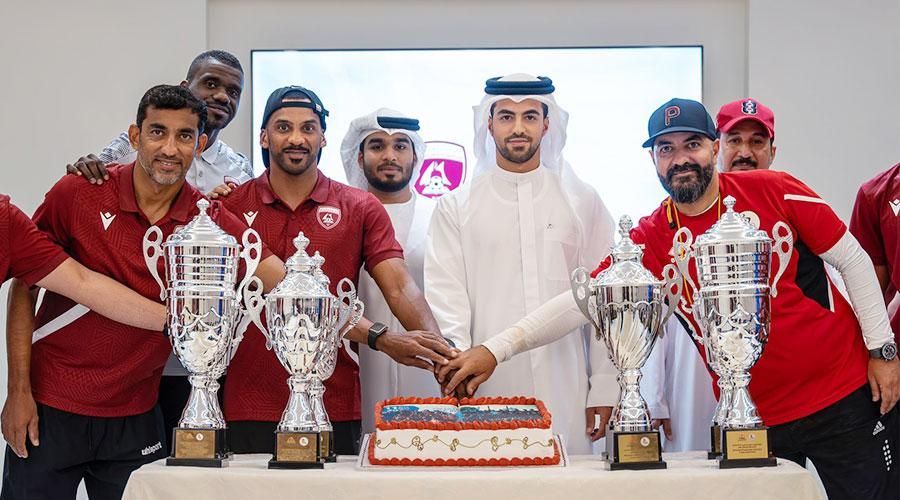 الحمرية يحتفي بفريق التجديف بطل الإمارات