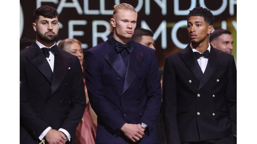 الذكاء الاصطناعي يتنبأ بنجوم الكرة الذهبية.. من هم؟