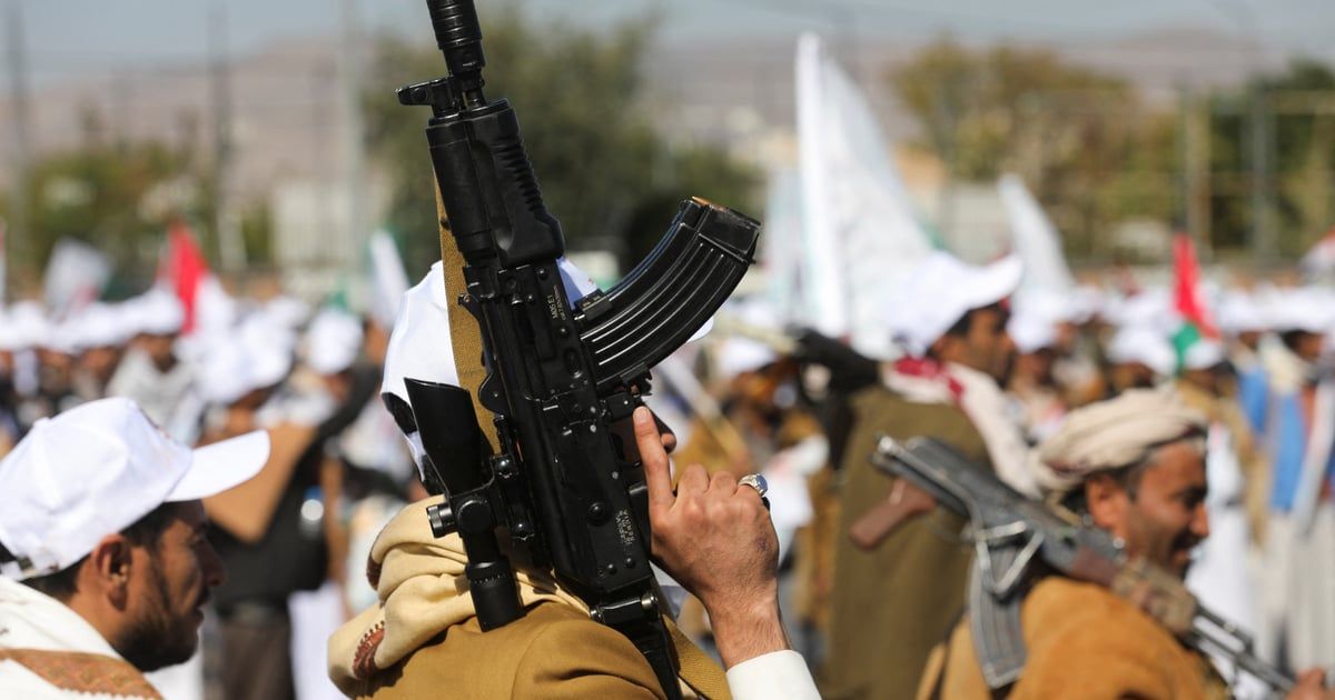 مداهمات وتخريب ممنهج.. الحوثيون يستهدفون مدارس اليمن