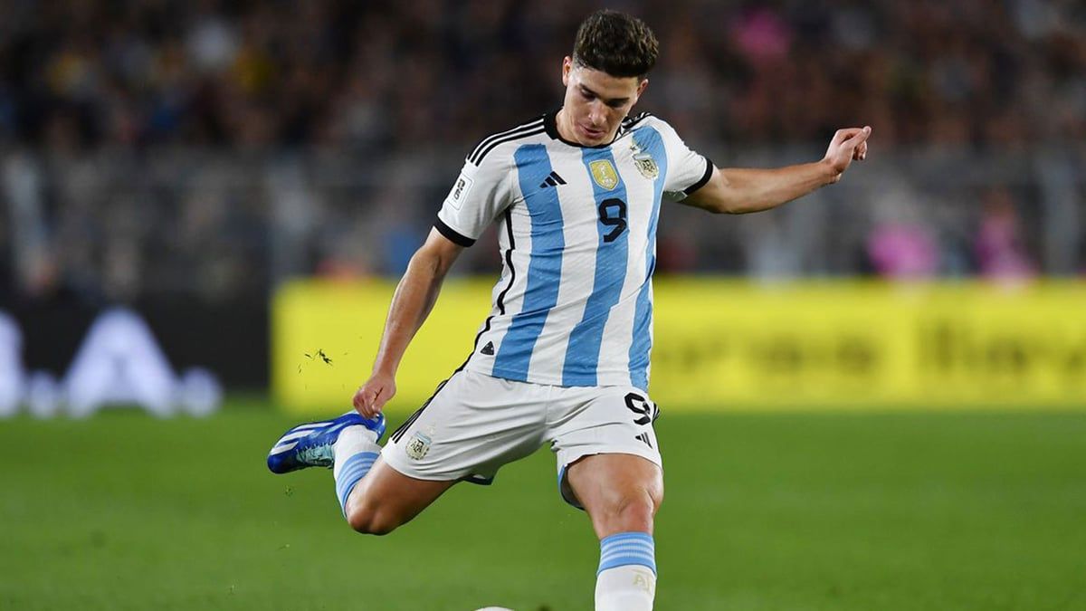 موقف مانشستر سيتي من مشاركة جوليان ألفاريز في أولمبياد باريس