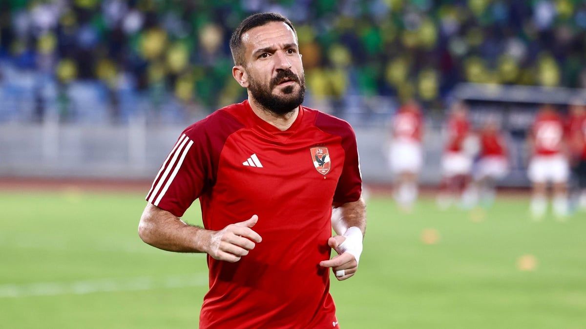 الأهلي يرد على تقارير سوء الحالة النفسية لعلي معلول