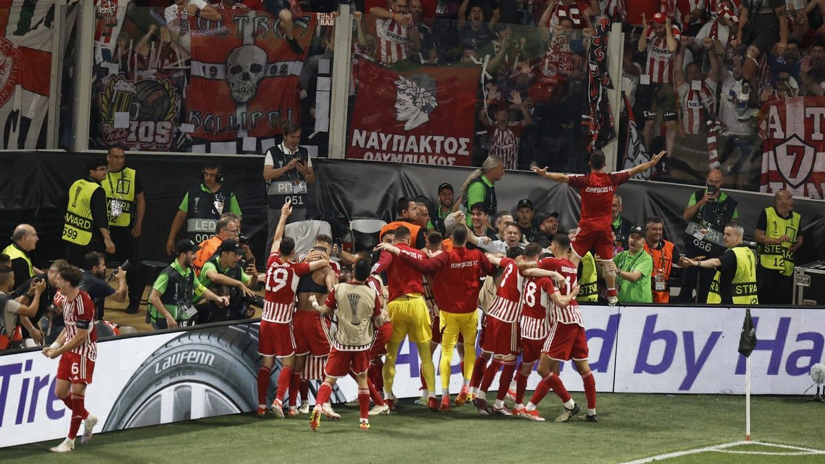 أيوب الكعبي يمنح أولمبياكوس أول لقب أوروبي في تاريخه