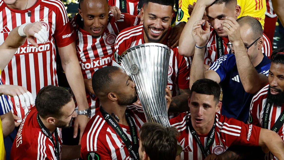 أيوب الكعبي ينتقم لحمد الله من رونالدو وبنزيما