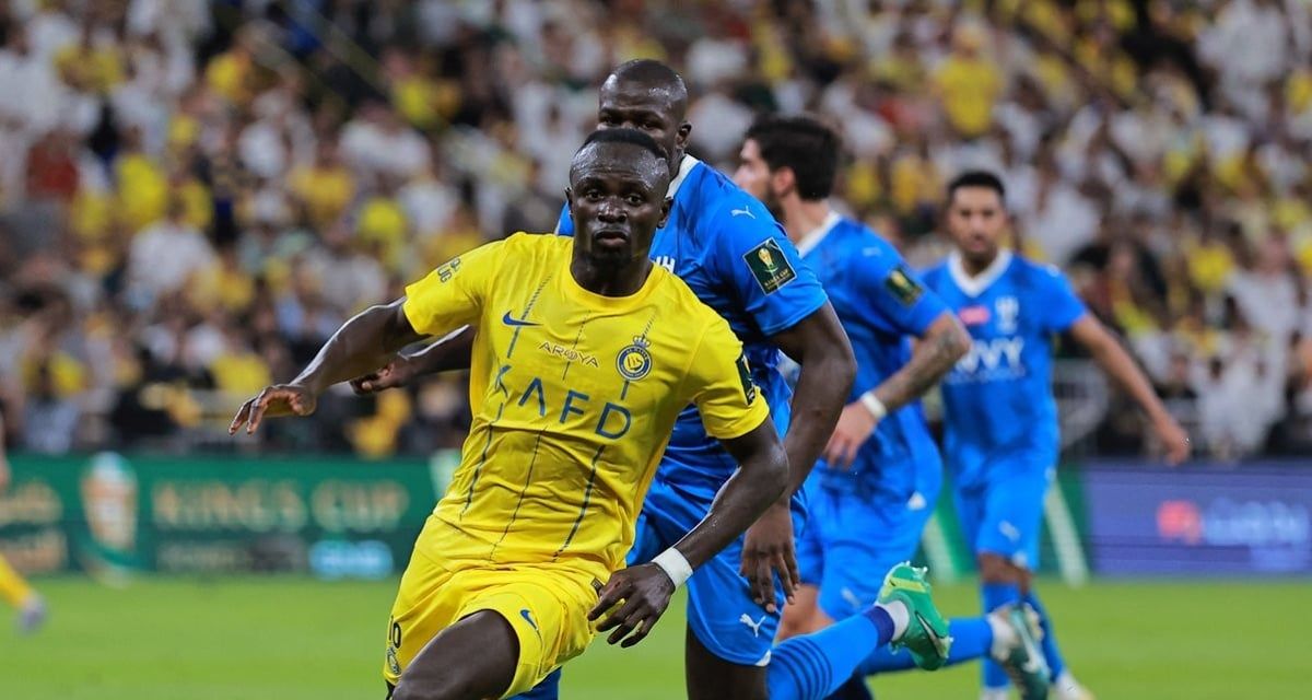 فرحة جنونية لنيمار بعد تتويج الهلال بطلا لكأس الملك