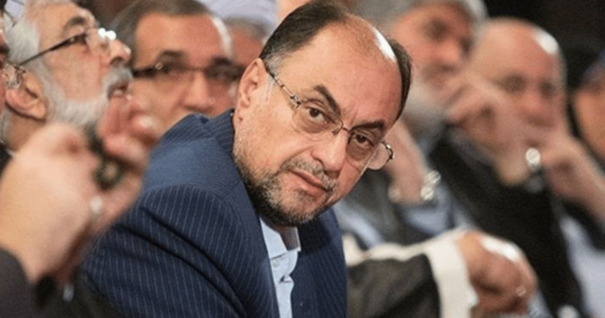 إيران.. انقطاع الكهرباء أثناء تقديم حقانيان أوراق ترشحه للانتخابات (فيديو)