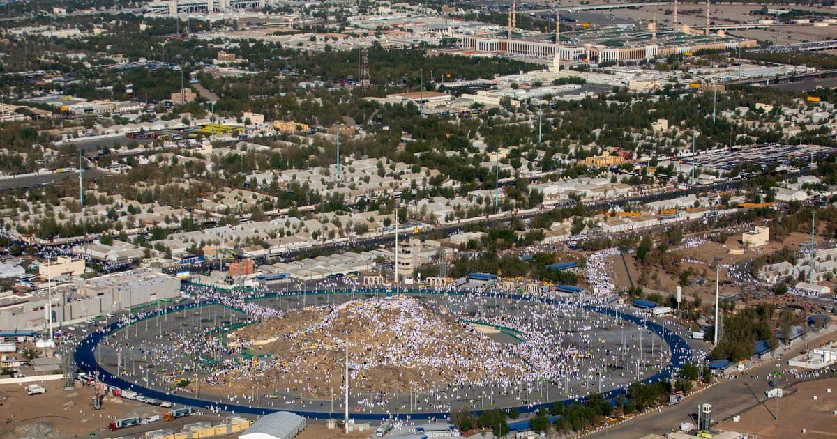 ما حقيقة فيديو "توليد السحب" في السعودية لتخفيف الحر عن الحجاج؟