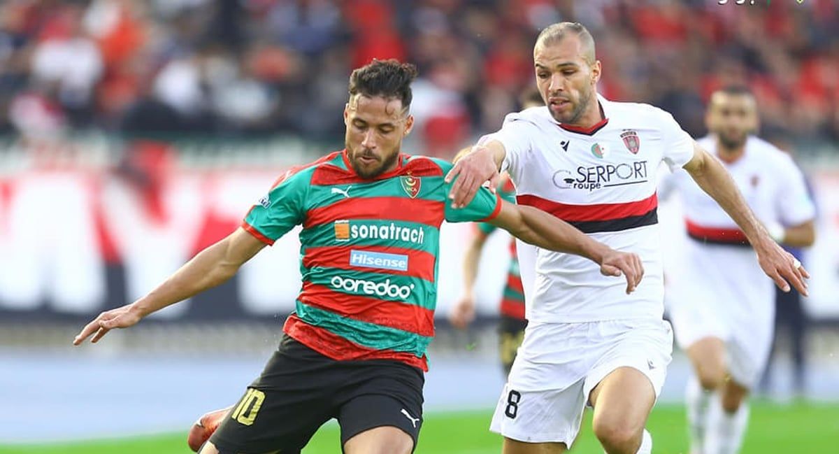 بمبلغ 370 يورو.. مولودية الجزائر يؤكد تسوية قضية بلايلي مع فيفا