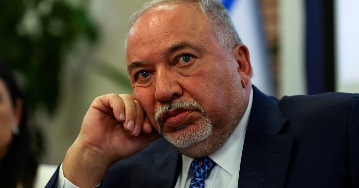 ليبرمان يكشف عن تلقيه "عرضًا مفاجئًا" من نتنياهو