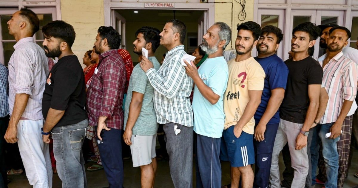 الهند.. الحر يودي بحياة 33 موظفًا بمراكز الاقتراع