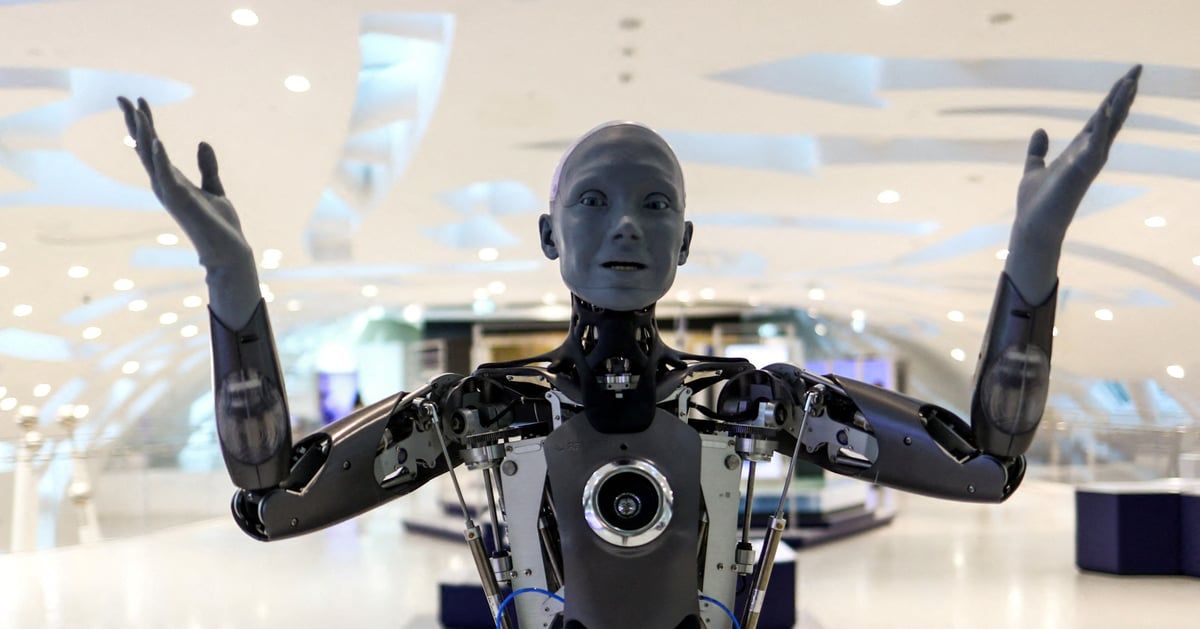 الذكاء الاصطناعي سيعيد تشكيل سوق العمل بحلول 2030