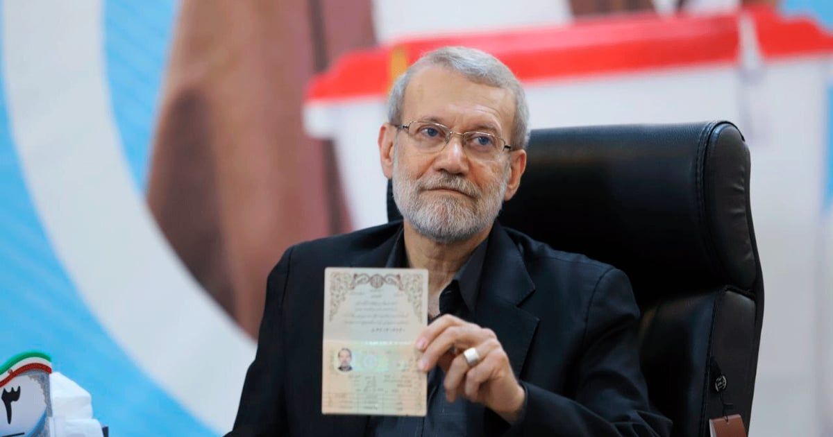 "هاشتاغ" لاريجاني يشعل المنافسة على رئاسة إيران