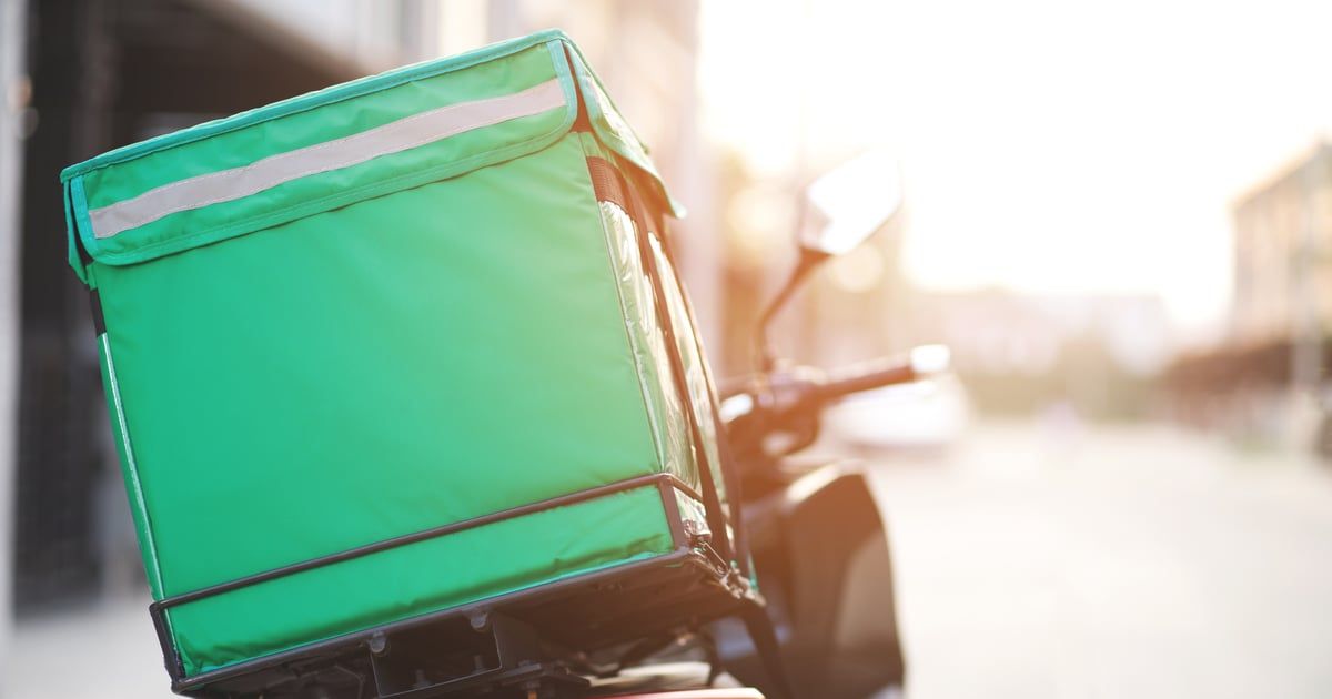 "أم قصي".. أول امرأة دليفري في سوريا