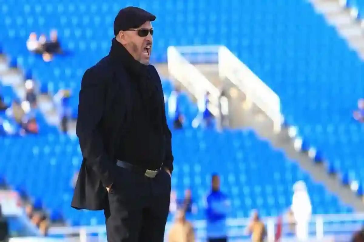 أنا افضل مدرب في المملكة!! تصريحات نارية من زكري على بقاء الاخدود والكرة السعودية - موقع الخليج الان