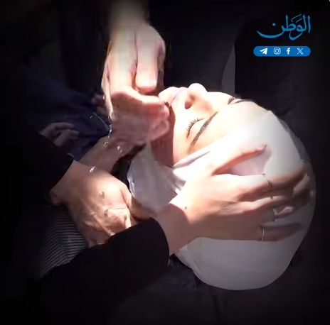 إغماء وبكاء.. امتحان الرياضيات يثير غضب طلاب الثانوية في سوريا (صور)