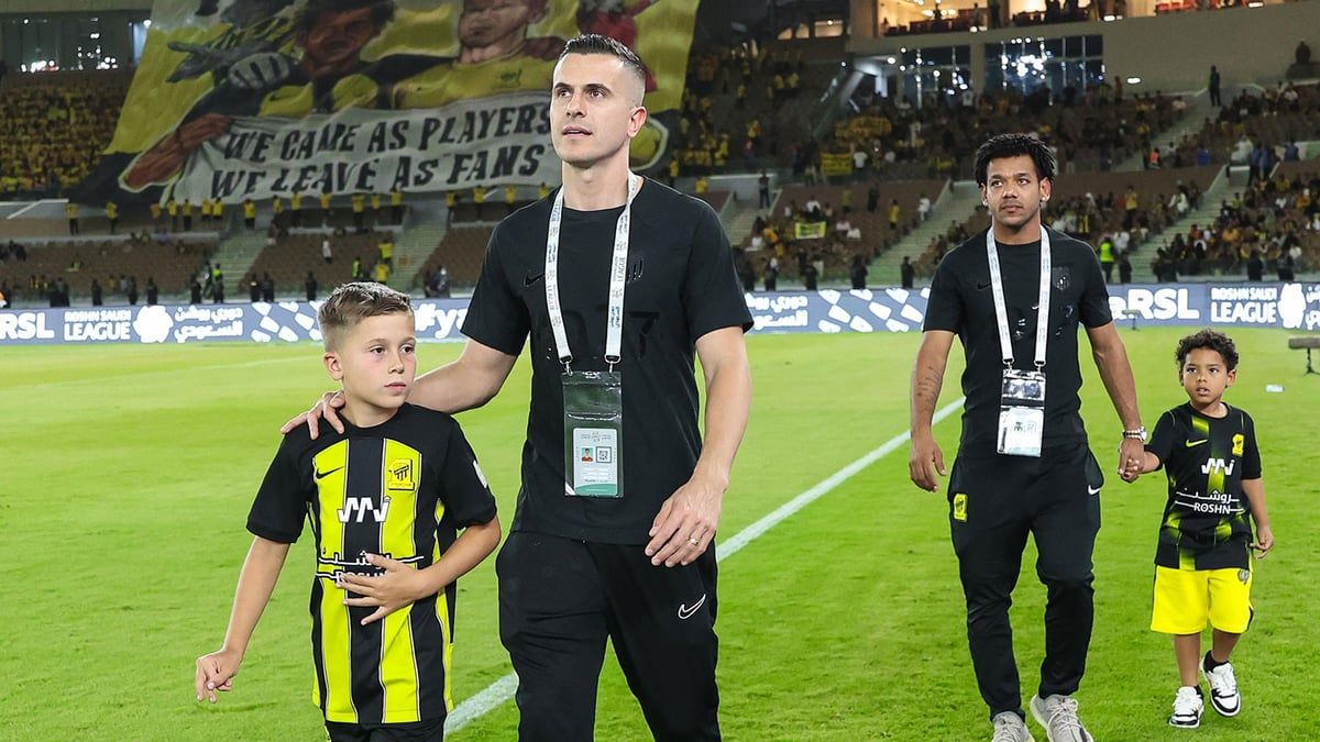 مفاجأة مدوية بخصوص حارس الاتحاد السعودي