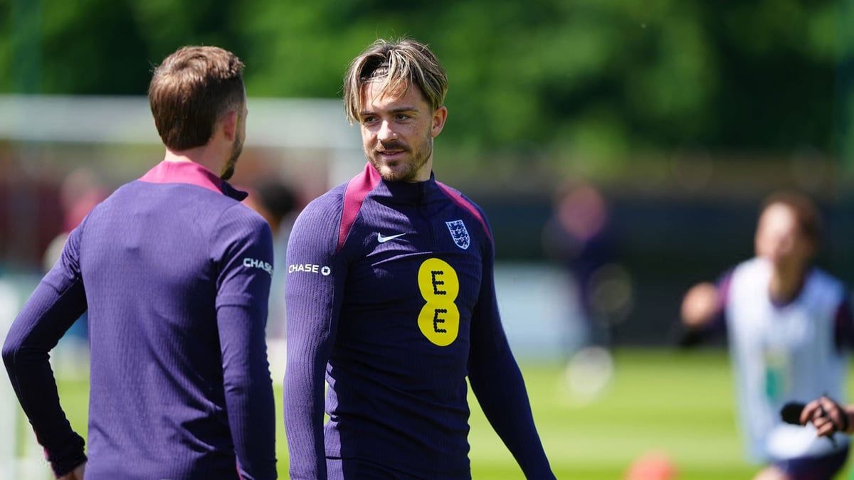 ساوثغيت يرد على تقارير استبعاده غريليش من تشكيلة إنجلترا في يورو 2024