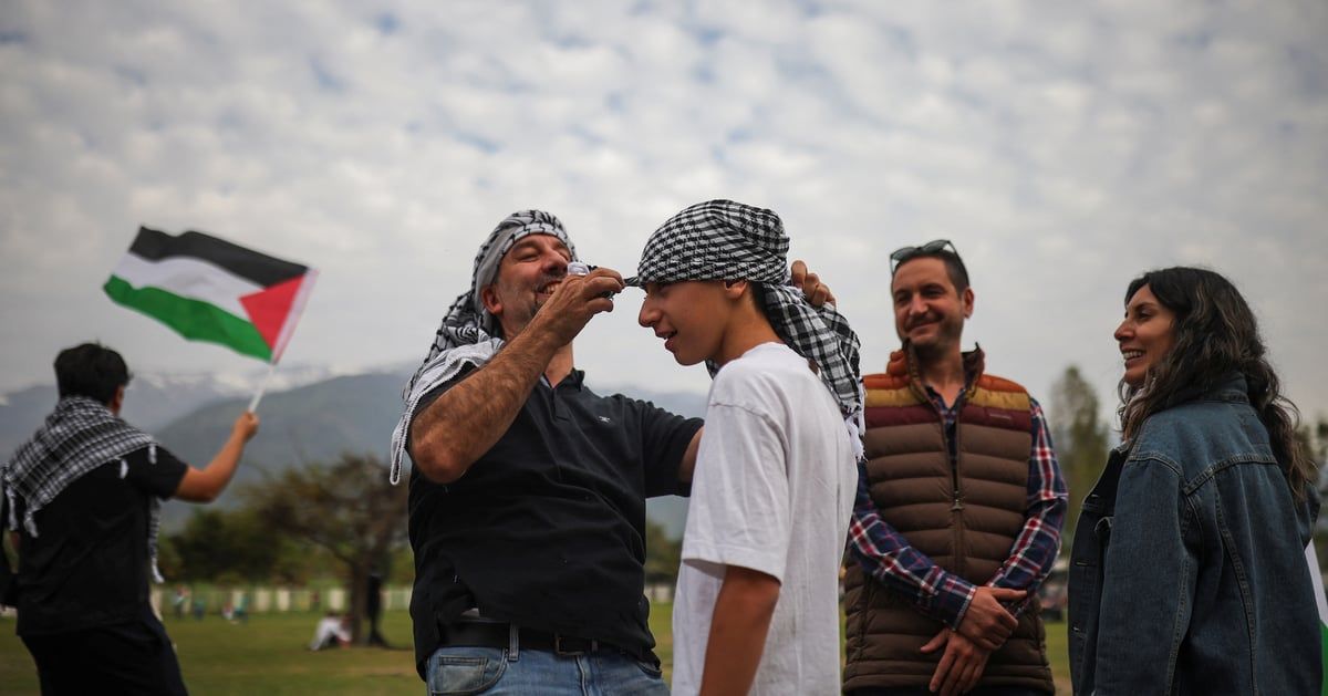 تونس تمنع الطلاب من ارتداء الكوفية الفلسطينية خلال الامتحانات