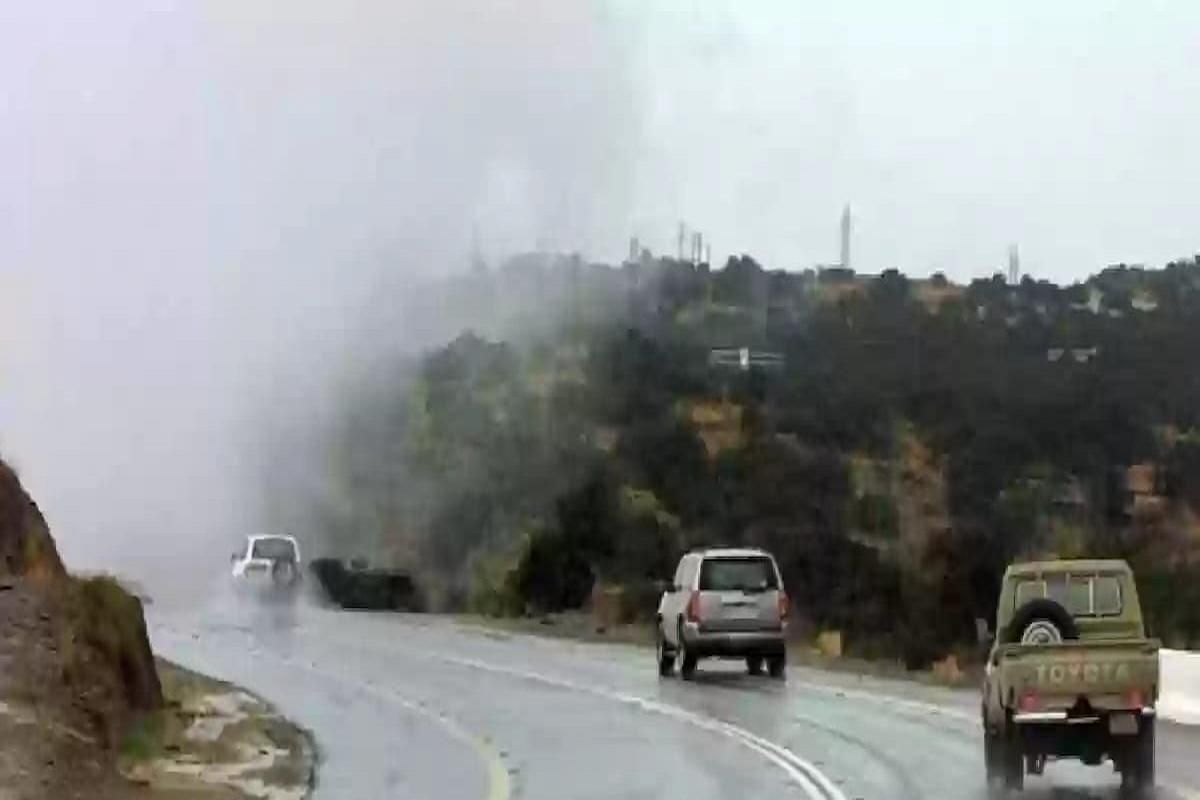 أمطار رعدية ورياح قوية... المركز الوطني للأرصاد يحذر المواطنين من حالة الطقس اليوم - موقع الخليج الان