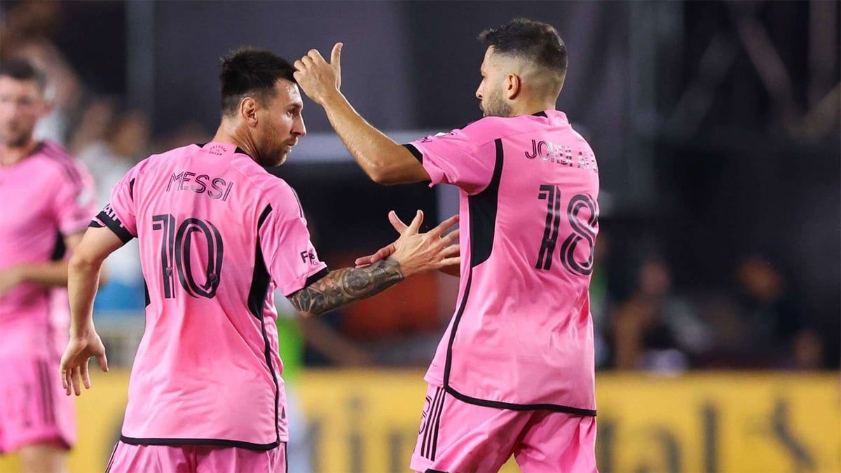 تعليق مثير من زميل ميسي على تتويج ريال مدريد بدوري أبطال أوروبا