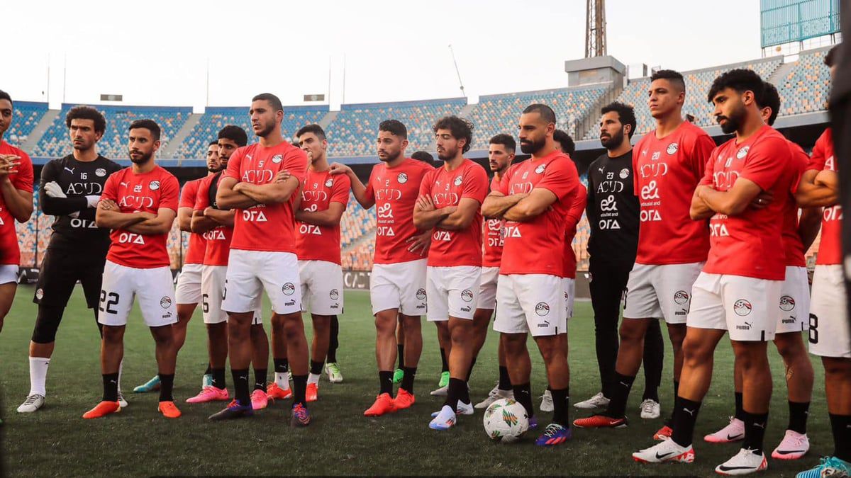 محمد صلاح يفاجئ لاعبي منتخب مصر بهدية مميزة