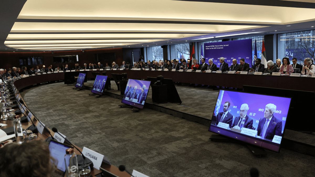 رغم تردد واشنطن.. مشروع قرار أوروبي يدين نووي إيران