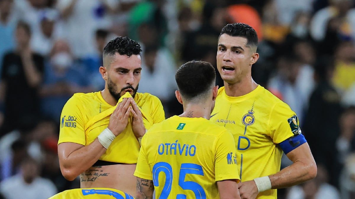 مفاجأة.. النصر السعودي يتجه للتخلص من محترفين مهمين