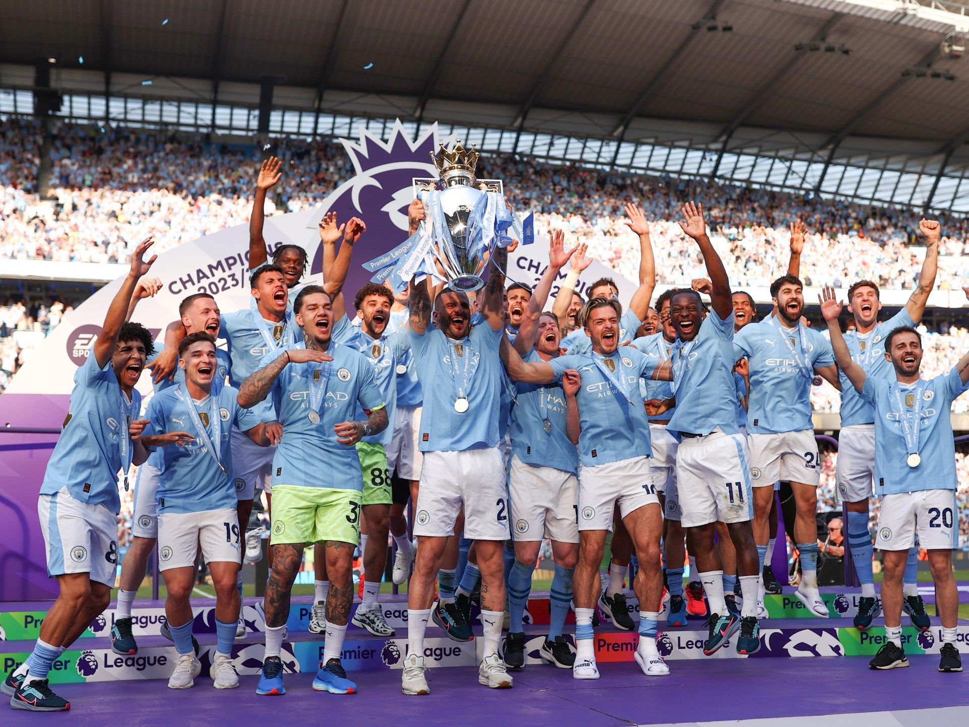 مانشستر سيتي يطعن في لوائح رابطة الدوري الإنجليزي - موقع الخليج الان