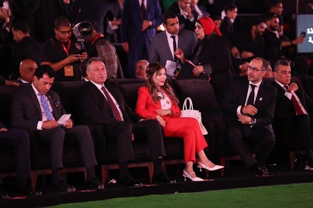 بإطلالة حمراء.. من هي داليا خورشيد التي ظهرت في احتفالية الأهلي المصري؟