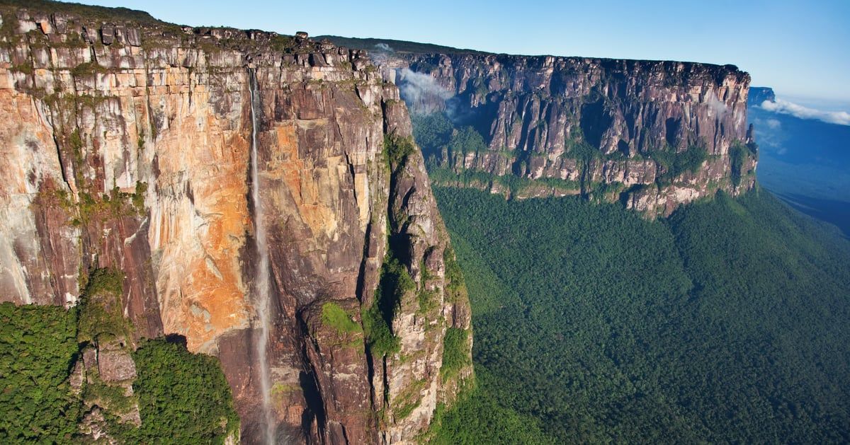 عمرها 2000عام.. العثور على فنون صخرية ضخمة في كولومبيا وفنزويلا (صور)
