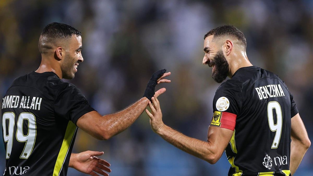 بنزيما يطيح بعبد الرزاق حمد الله خارج الاتحاد السعودي