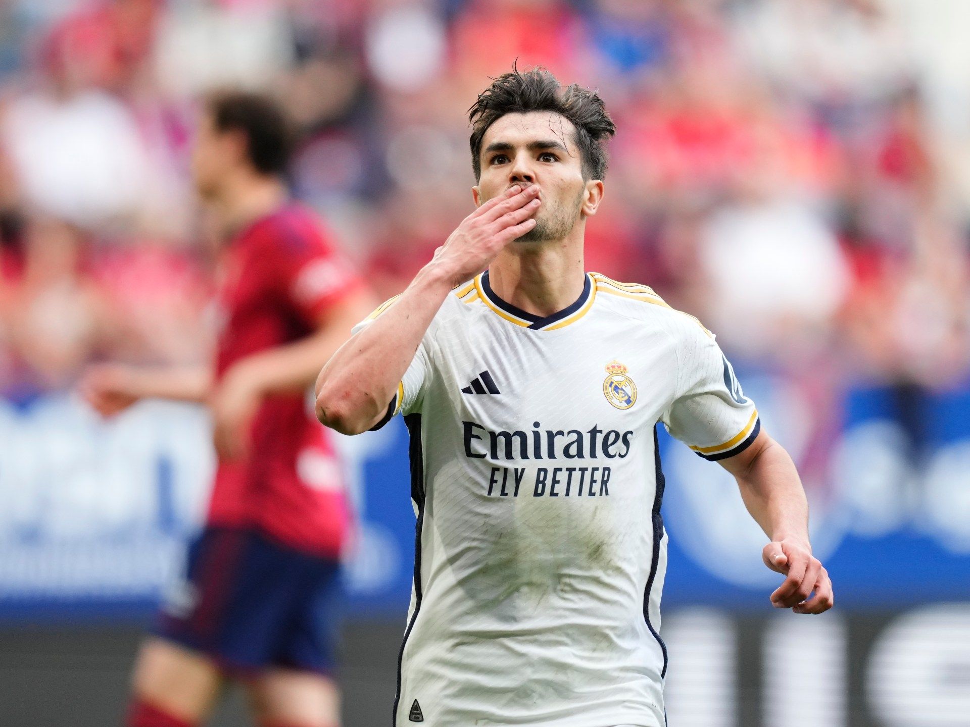 التشكيلة المثالية للاعبين العرب في الدوريات الأوروبية الكبرى - موقع الخليج الان