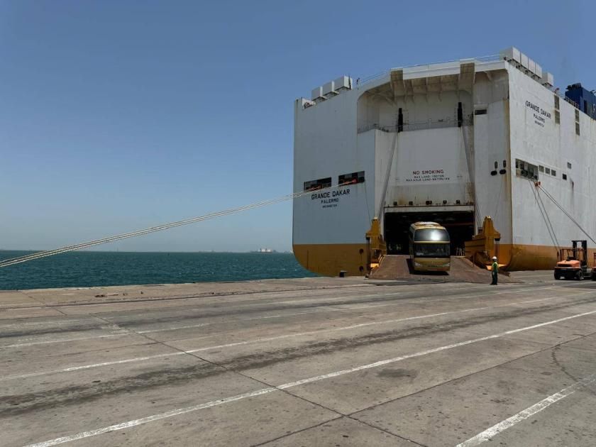 «غلفتينر» تستقبل أول سفينة شحن بالدحرجة في الجبيل