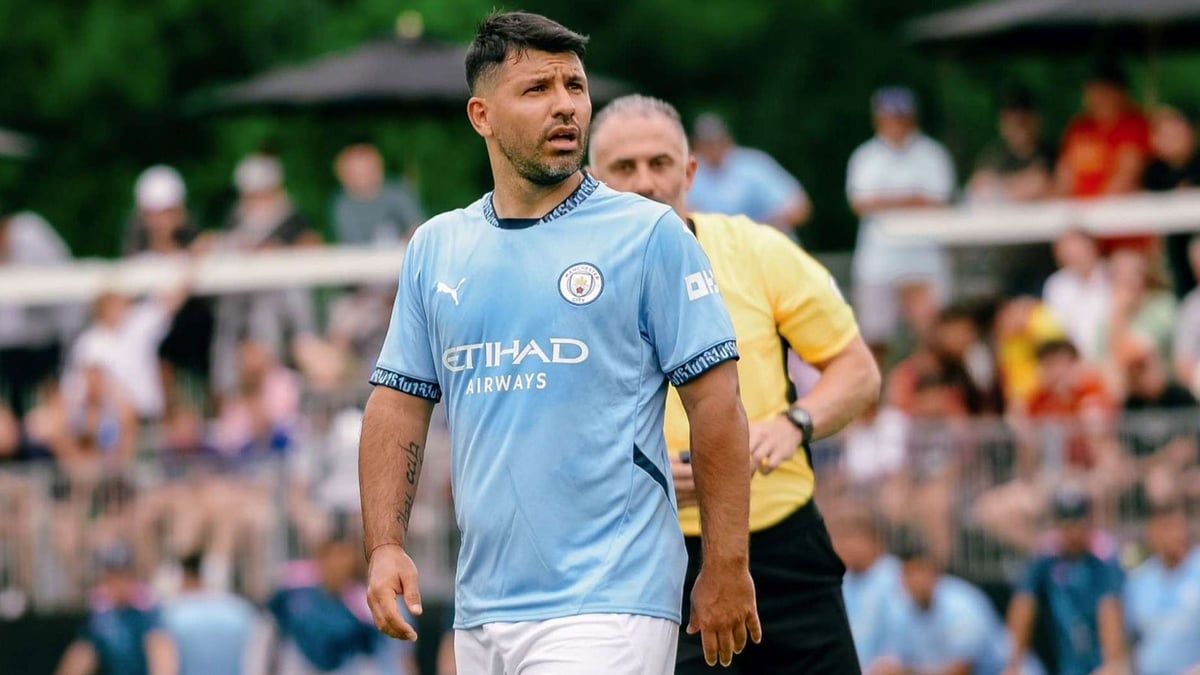 بقميص مانشستر سيتي.. أغويرو يسجل هدفا رائعا في بطولة ودية (فيديو)