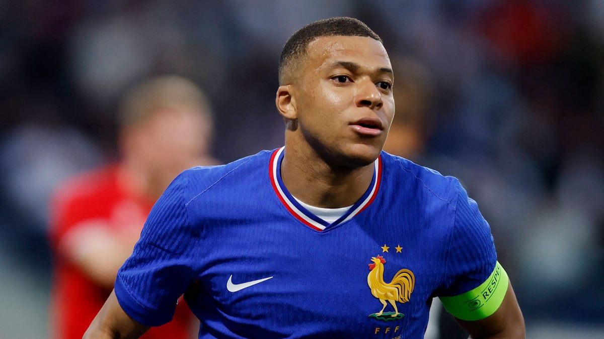 مبلغ ضخم.. الكشف عن قيمة الشرط الجزائي في عقد مبابي