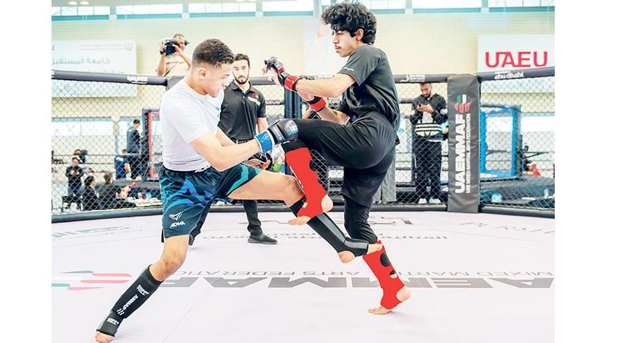 100 لاعب ولاعبة في بطولة الفنون القتالية بدبي