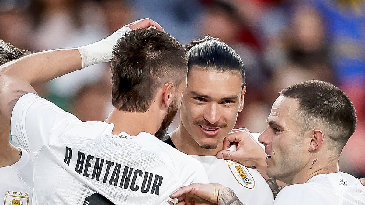 نجم ليفربول يسجل هاتريك ضد المكسيك (فيديو)