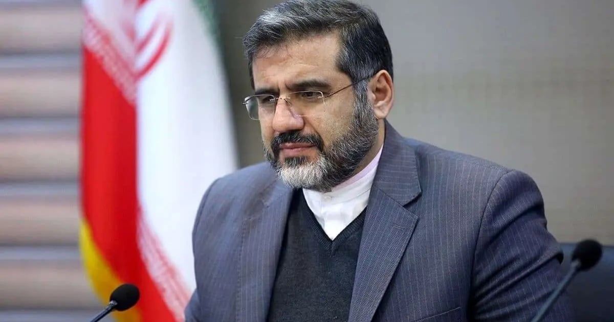 إيران.. "الفساد المالي" يحول دون ترشح وزير الثقافة لانتخابات الرئاسة