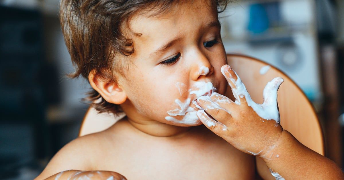 متى يمكنك تقديم الزبادي لطفلك؟