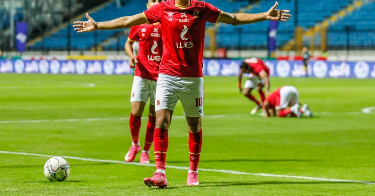 محمد شريف يصدم الأهلي المصري