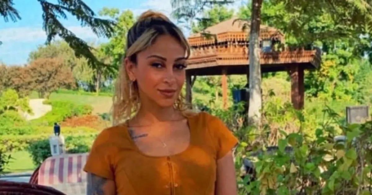 حاول قتلها.. تفاصيل "صادمة" من زوجة "سفاح التجمع" في أول ظهور لها (فيديو)