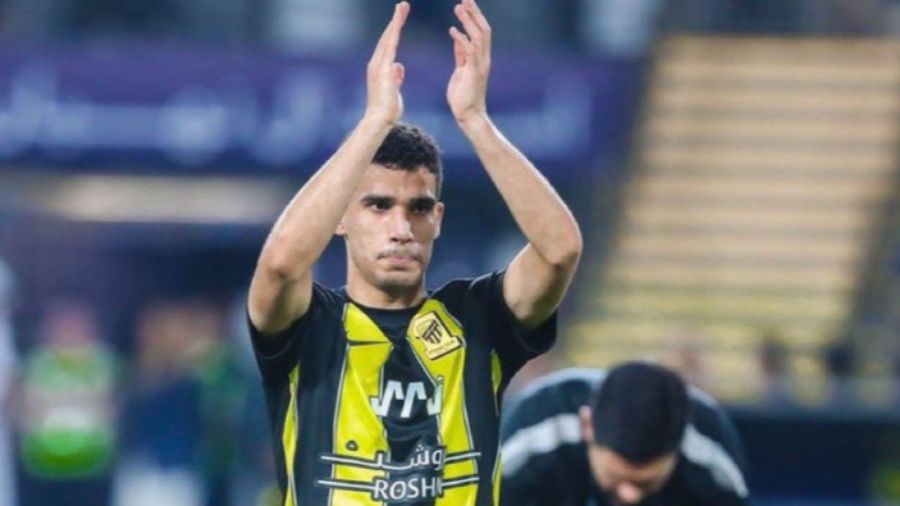 اتحاد جدة يمدد إعارة الغامدي ويستهدف ظهير برشلونة